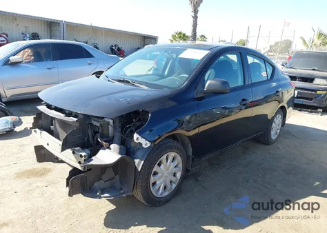 2015 Nissan Versa 1.6 S+ из США, поврежденный, VIN 3N1CN7AP4FL851316